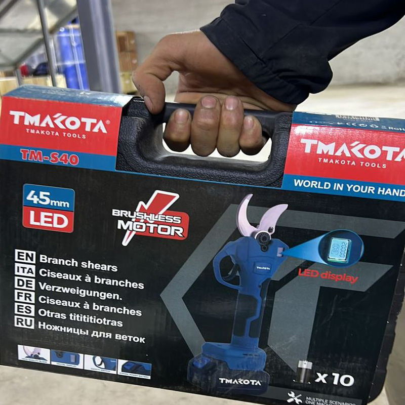 قیچی ماکیتا شارژی ۴.۵ سانت